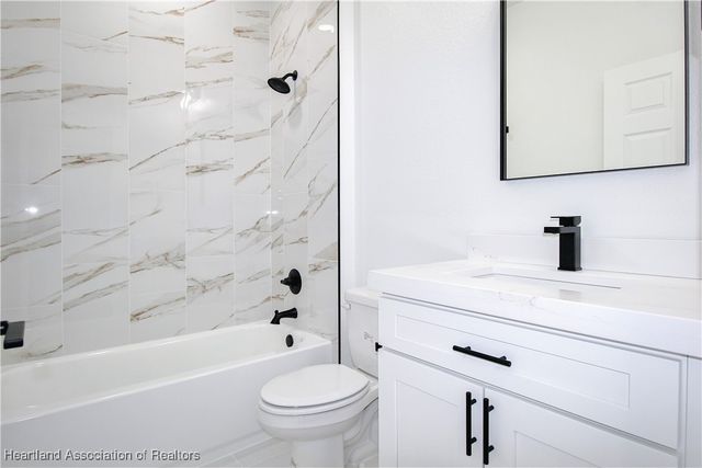 2313 N Olivia Drive, Sebring, FL 33825