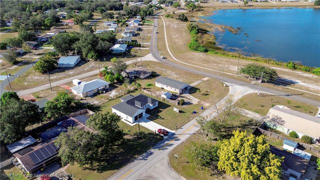 2313 N Olivia Drive, Sebring, FL 33825