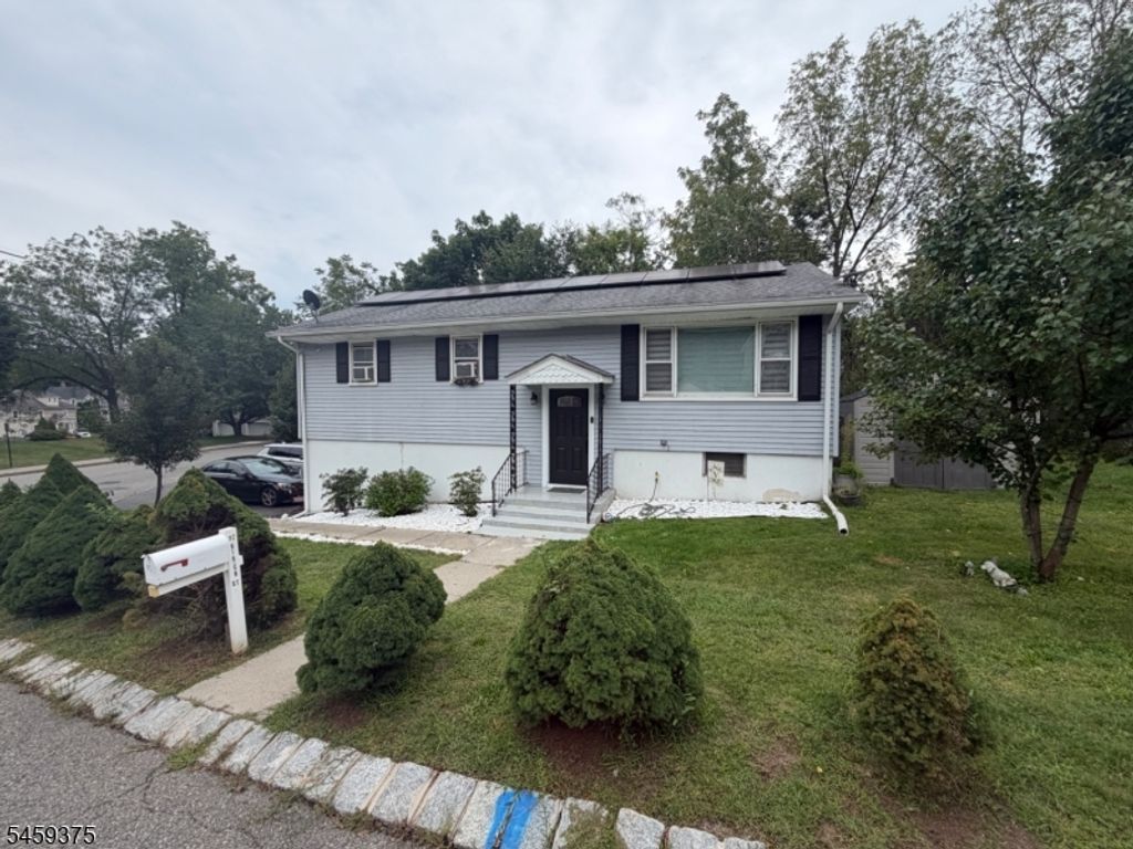 92 Birch St, Wharton Boro, NJ 07885