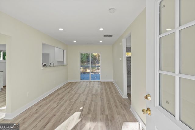 5476 OLD ROCKBRIDGE Road, Stone Mountain, GA 30083