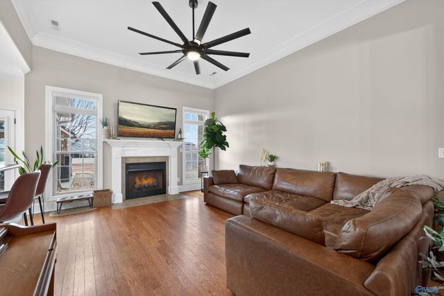 120 Meadow Ridge Drive, Hazel Green, AL 35750