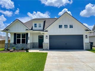 1918 Meridian Court, Bryan, TX 77807