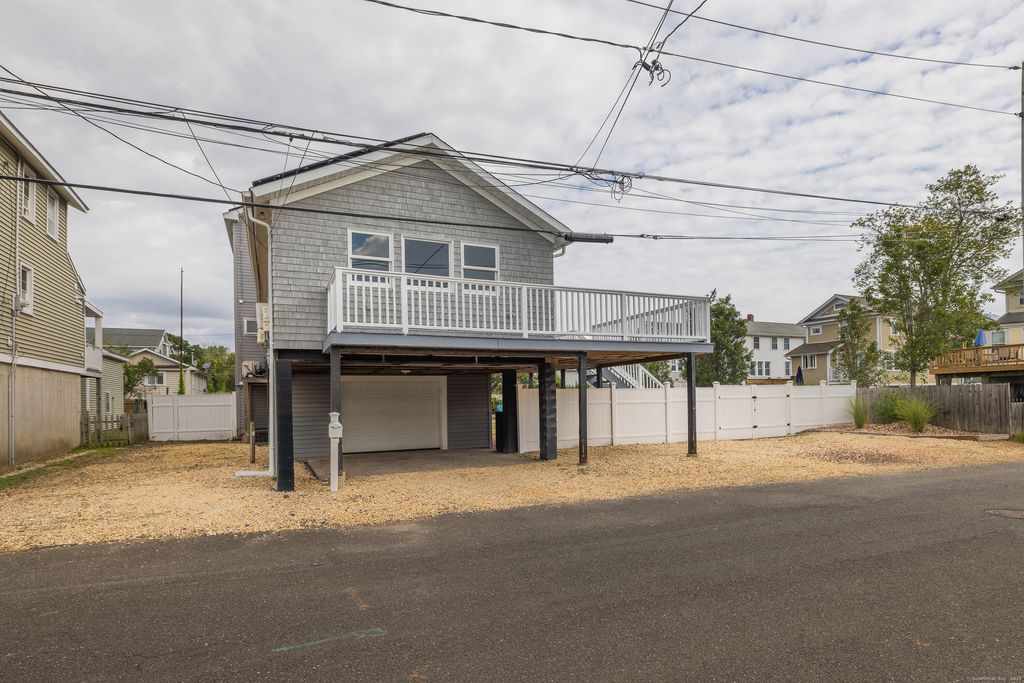 13 Richard Street, Milford, CT 06460