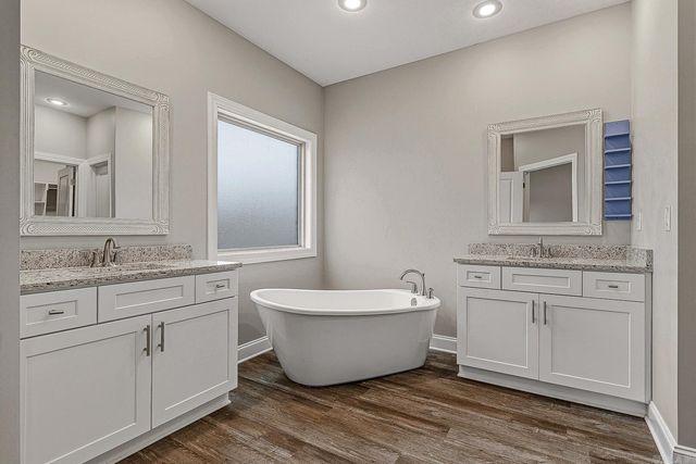 413 Whitestone Cove, Jonesboro, AR 72404