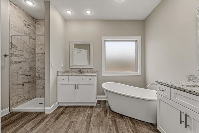 413 Whitestone Cove, Jonesboro, AR 72404