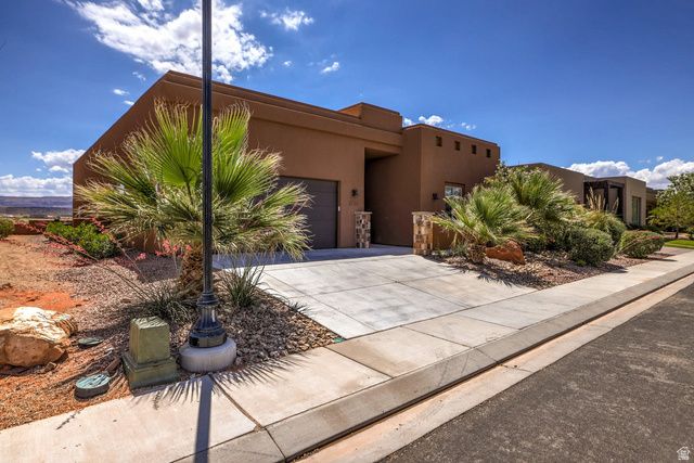 3243 S 4900 W, Hurricane, UT 84737