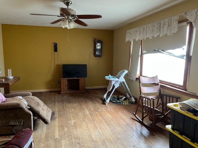 2585 S Van Brocklyn Road, Freeport, IL 61032