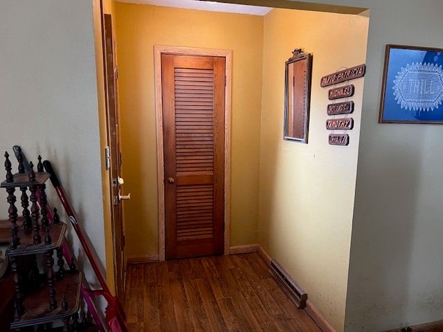 2585 S Van Brocklyn Road, Freeport, IL 61032