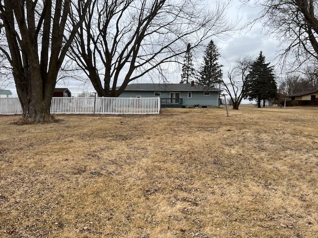 2585 S Van Brocklyn Road, Freeport, IL 61032