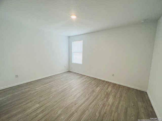 2906 Millikan Dr, Converse, TX 78109
