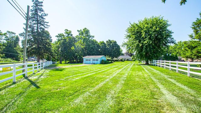 101 Sunrise Circle, Eaton, OH 45320