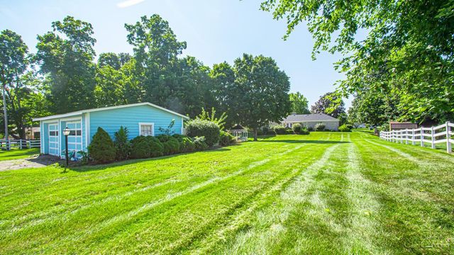 101 Sunrise Circle, Eaton, OH 45320