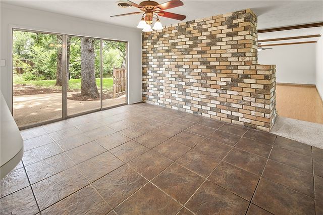 3703 Stillmeadow Drive, Bryan, TX 77802