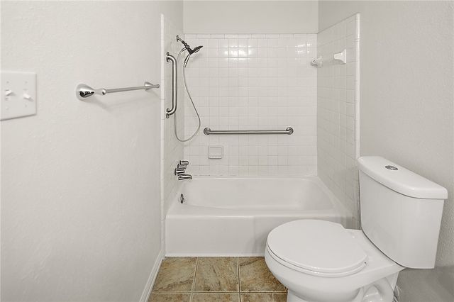 3703 Stillmeadow Drive, Bryan, TX 77802