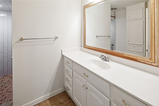 3703 Stillmeadow Drive, Bryan, TX 77802