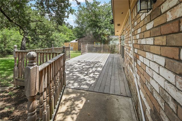 3703 Stillmeadow Drive, Bryan, TX 77802