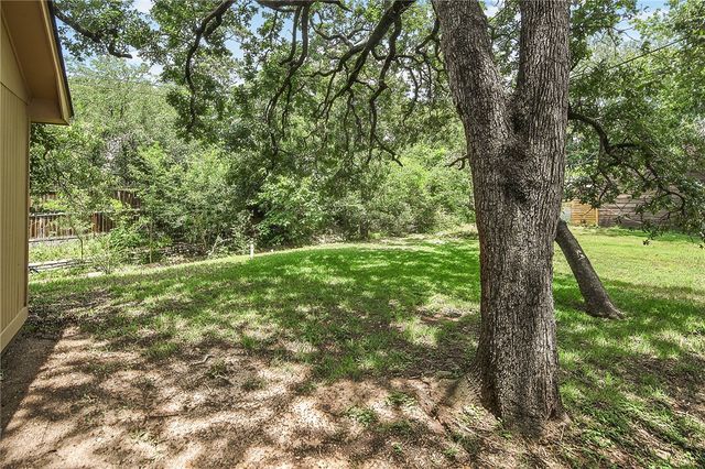 3703 Stillmeadow Drive, Bryan, TX 77802