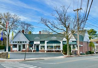 325-329 Pequot Avenue 325-329, Fairfield, CT 06890