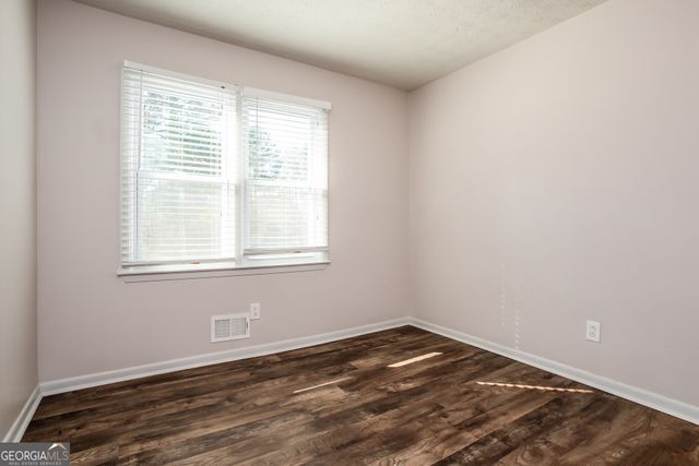 537 Plainville Drive, Atlanta, GA 30331