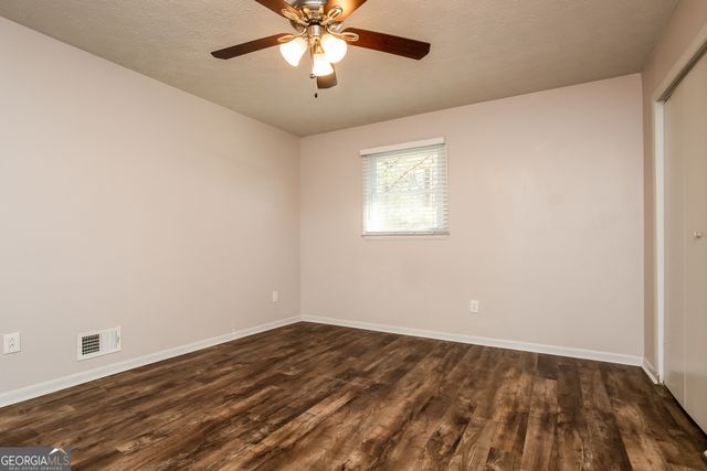 537 Plainville Drive, Atlanta, GA 30331