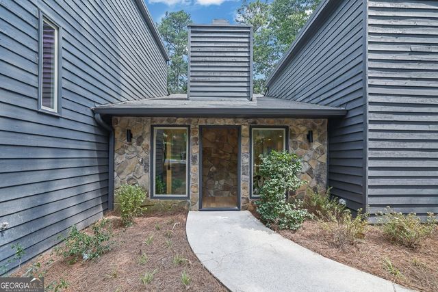 4260 Loch Highland Parkway NE, Roswell, GA 30075
