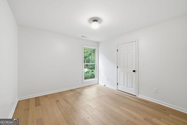 4260 Loch Highland Parkway NE, Roswell, GA 30075