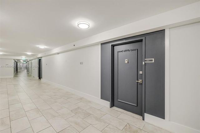 6039 Collins Ave 833, Miami Beach, FL 33140