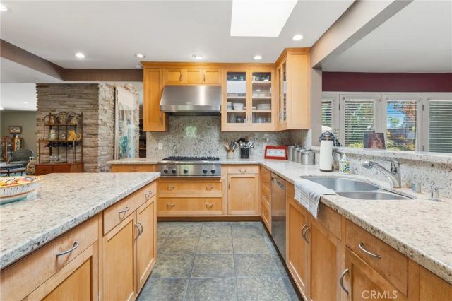 4956 Hood Drive, Woodland Hills, CA 91364