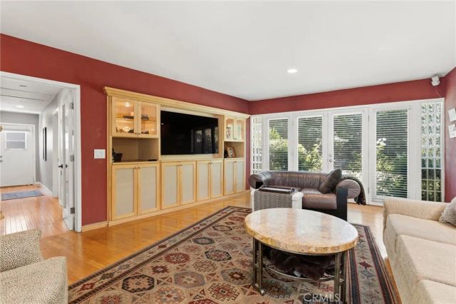4956 Hood Drive, Woodland Hills, CA 91364