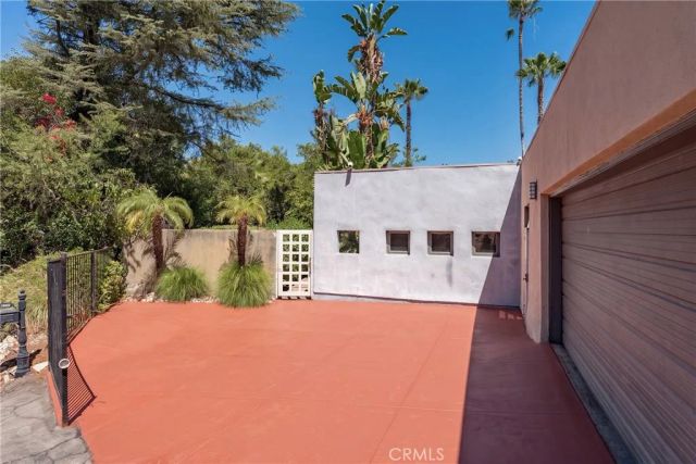 4956 Hood Drive, Woodland Hills, CA 91364