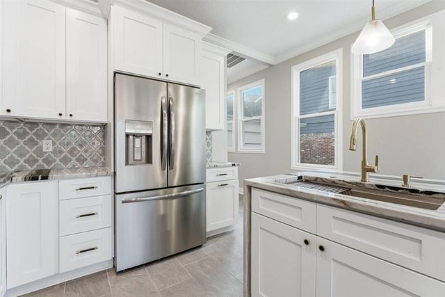 329 Wilson Avenue, Lake Charles, LA 70601