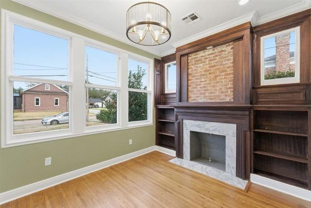 329 Wilson Avenue, Lake Charles, LA 70601