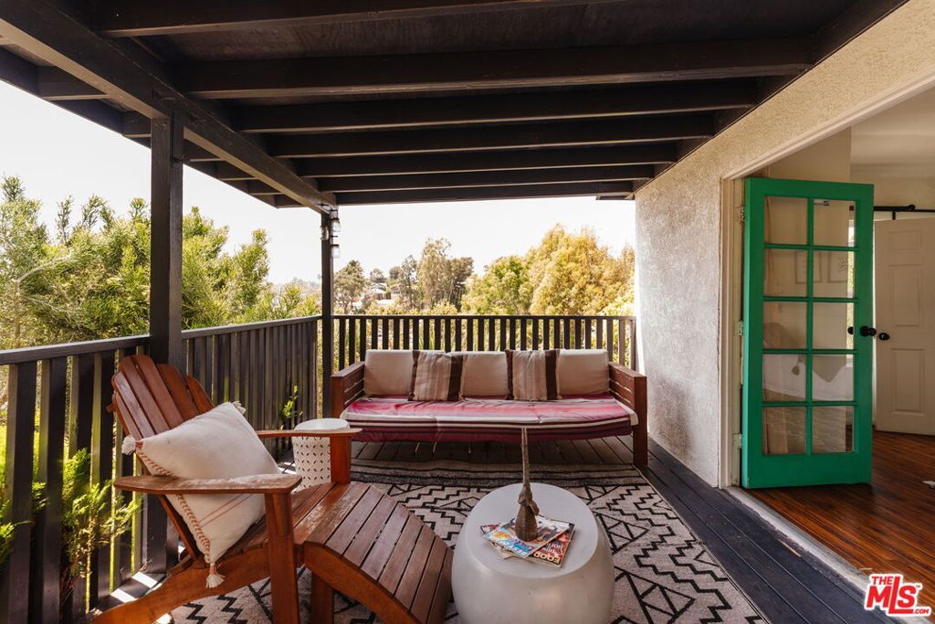 Image 3 of property listing at 1567 Paul Terrace, Los Angeles, CA 90026