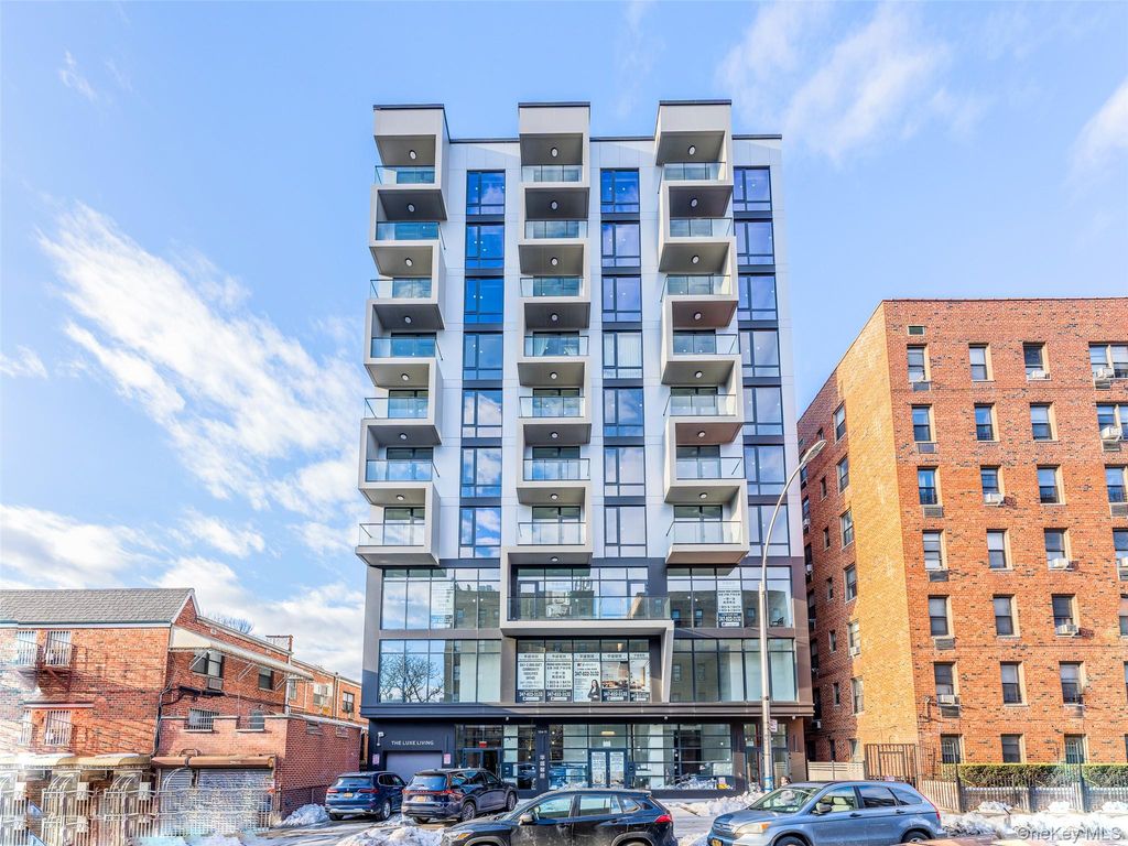 134-11 Franklin Avenue CF2, Flushing, NY 11355 — exterior