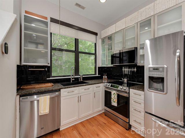 712 N Alexander Street, Charlotte, NC 28202