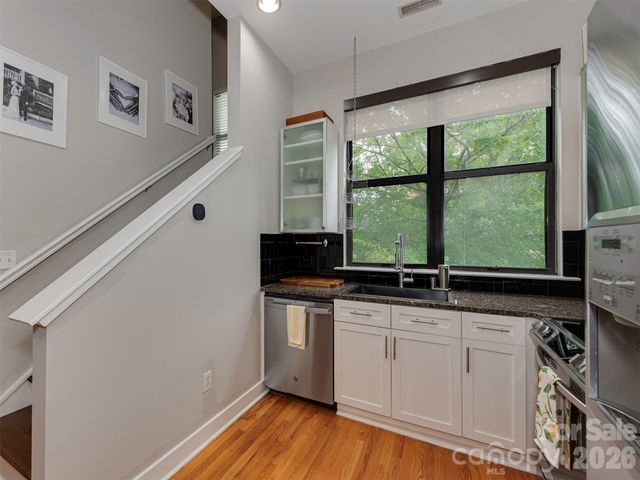 712 N Alexander Street, Charlotte, NC 28202