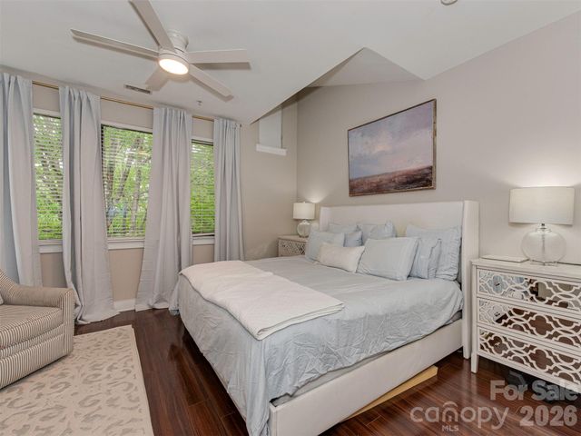 712 N Alexander Street, Charlotte, NC 28202