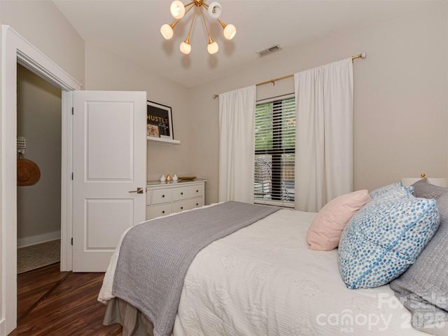 712 N Alexander Street, Charlotte, NC 28202