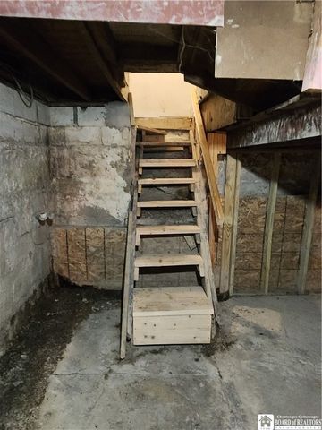 121 Winona Road, Elma, NY 14059