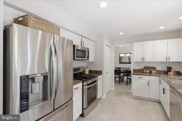 408 HUNTFIELD CT NE, Leesburg, VA 20176