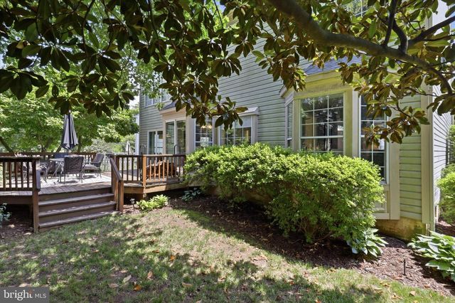 408 HUNTFIELD CT NE, Leesburg, VA 20176