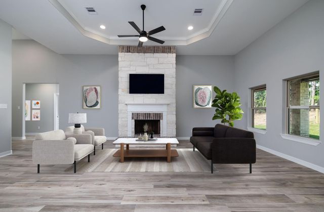 364 Dahlia Road, Huntsville, TX 77320