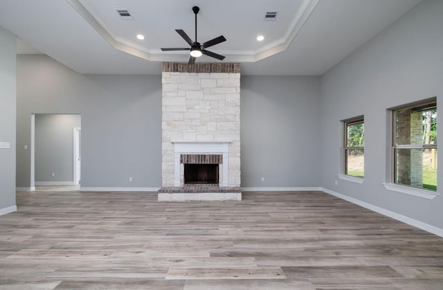 364 Dahlia Road, Huntsville, TX 77320