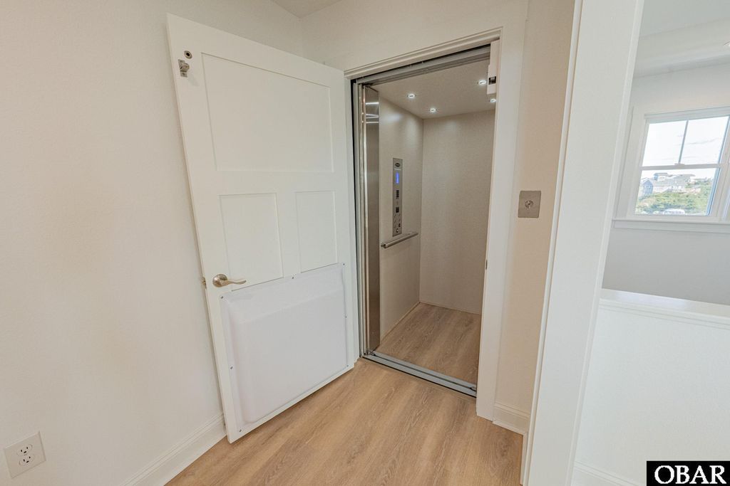 Image 15 of property listing at 27229 Hattie Creef Landing Crt Lot 3, Salvo, NC 27972