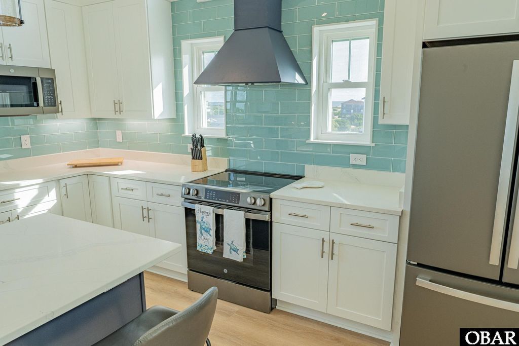 Image 8 of property listing at 27229 Hattie Creef Landing Crt Lot 3, Salvo, NC 27972