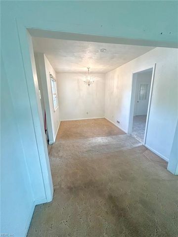 702 Dresden DR, Newport News, VA 23601