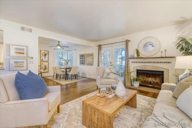 3504 Woodland Way, Carlsbad, CA 92008