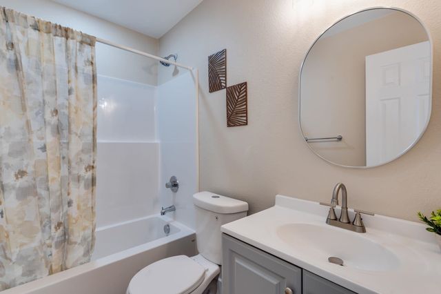 1259 N Terrace Dr, Wichita, KS 67208