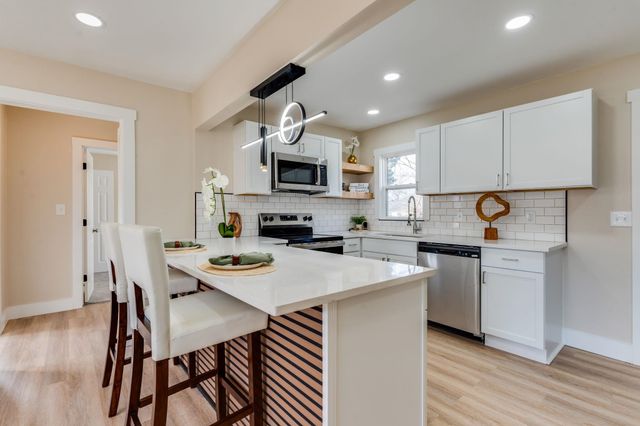 1259 N Terrace Dr, Wichita, KS 67208