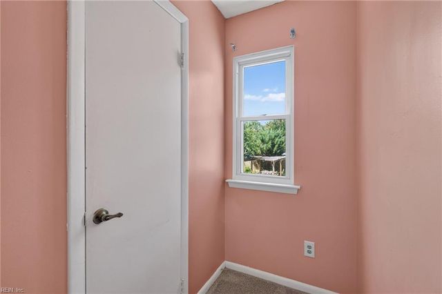 4996 Rugby RD, Virginia Beach, VA 23464